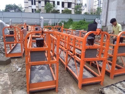 电动吊篮施工现场